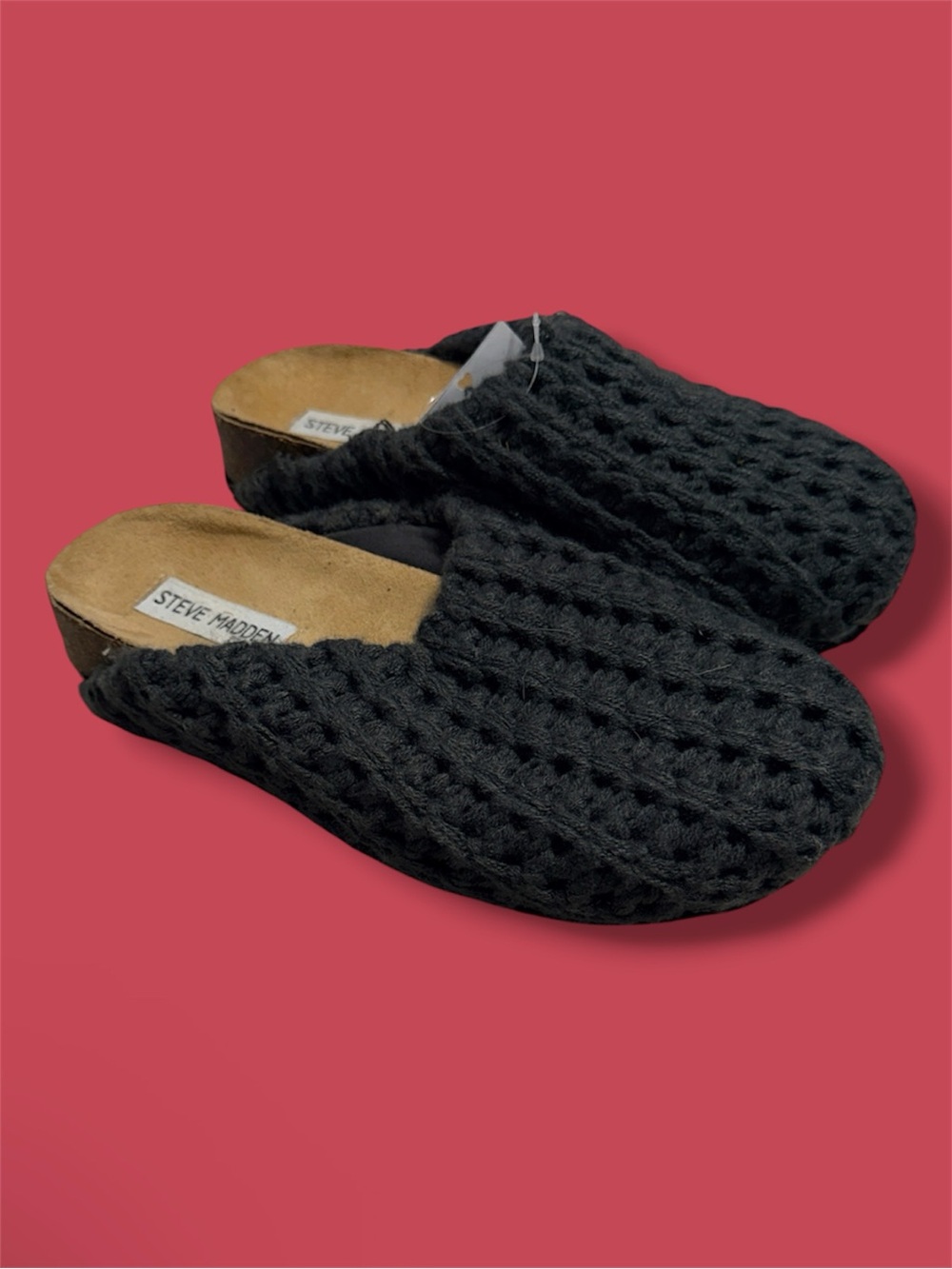 Steve Madden Grey Knit Slip-On Clog Slippers - Picture 4 of 5